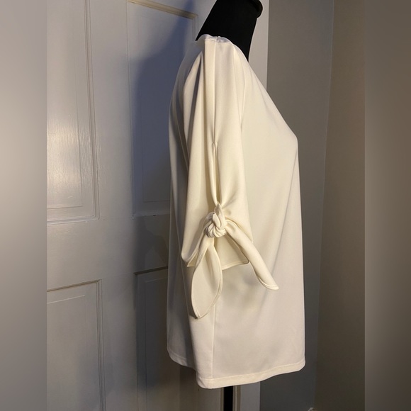 Ann Taylor Factory Womens V-neck 3/4 Sleeve Top Size Medium - Picture 9 of 12